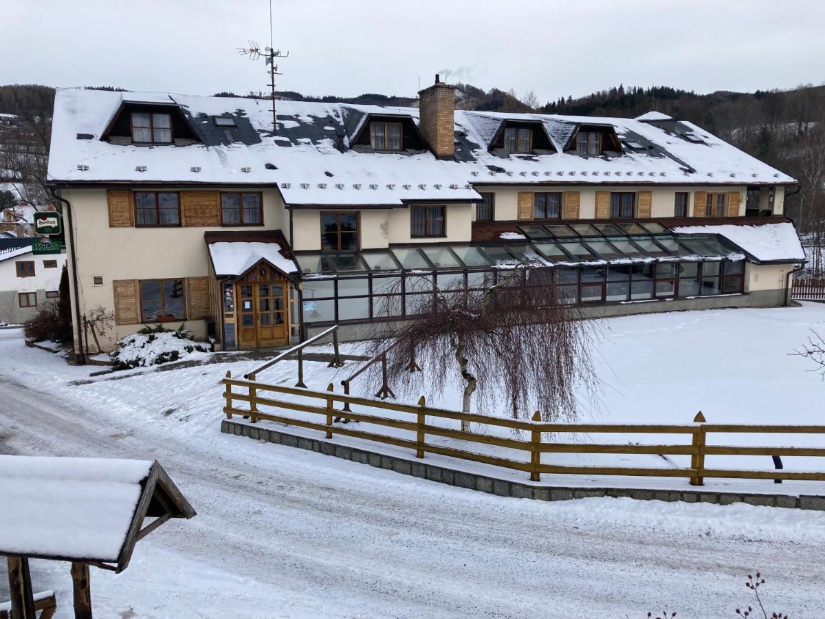 Hotel Stary Mlyn Jesionik Zewnętrze zdjęcie